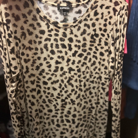 Express top - Picture 2 of 2